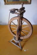 KOŁOWROTEK DREWNIANY DO PRZĘDZENIA WEŁNY STARY