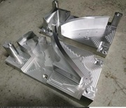 Frezowanie CNC obróbka skrawaniem wycinanie frezarka