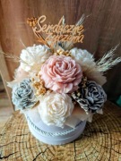 Flower box z świec sojowych o zapachowy ,idealny prezent na Dzień Matki 
