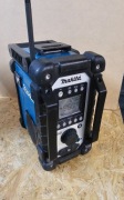 Radio Makita DMR107 z Bluetooth 