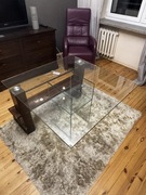 Stół szklany z drewnianym stelażem 