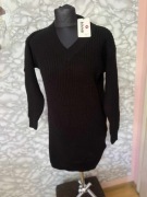 Czarny sweter biust 100/110 turecki