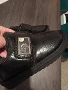 Buciki botki śniegowce lakierki ocieplane rozmiar 30