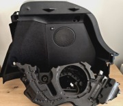 Toyota C-HR Boczek + Subwoofer JBL komplet 
