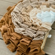 Mata węchowa dla psa TĘCZA CAPPUCCINO – zabawka na nudę dla psów Psiulkolot