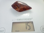 Naturalny bursztyn bałtycki bryłka 15g.