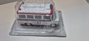 NYSA 522 AMBULANS 1:43 KULTOWE AUTA PRL wydanie specjalne