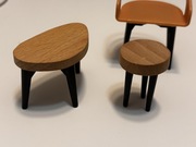 Zestaw stolików kawowych w kształcie trójkąta dla lalki