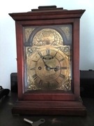 Barokowy zegar kominkowy.