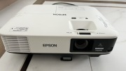 Projektor Epson  EB-2250U