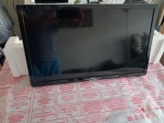 Tv 24 cale LED PHILIPS 24PHS4304 i uchwyt mocujacy na scianę