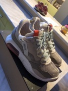 Jordan Women MA2