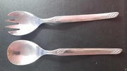 Łyżka I widelec do serwowania potraw z lat 60 XX wieku 