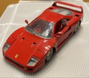 Polistil Ferrari F40 skala 1:16