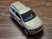 Jeep Grand Cherokee Laredo Wk2 - Maisto 1:24