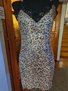 Sukienka cekiny koronka panterka rozmiar 38