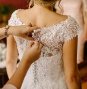 Suknia ślubna + halka 38