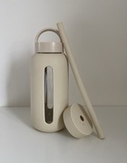 MUUKI Szklana butelka do monitorowania nawodnienia 720 ml