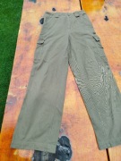 Bojówki khaki zielone Esprit 36 S