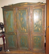 Szafa trzydrzwiowa, PRL, sosna, przecierka.