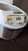 Philips garnek elektryczny HD3037