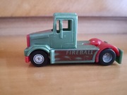 Samochodzik z jajka niespodzianki