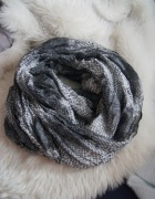 Komin apaszka szarosci snake print