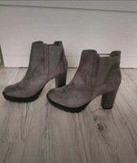 Szare botki na słupku Vices rozm. 40