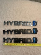 Napis emblemat Logo Hybrid Toyota duży czarny srebrny 150x20 mm