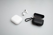 Słuchawki Apple AirPods 3 Gen (MPNY3ZM/A) + Lightning Charging Case + Etui
