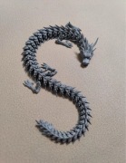 Smok przegubowy wydrukowany na drukarce 3d