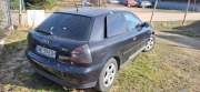 Sprzedam audi 1,6 benzyna 2001r do naprawy