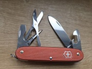 Victorinox 0.8231.L25, scyzoryk Pioneer X Alox Stone Red, edycja limitowana