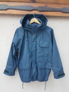 Kurtka przeciwdeszczowa z kapturem Gaupa 164 cm