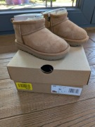 UGG Classic Ultra Mini brązowe Chestnut rozm. 25, wkładka 15 cm