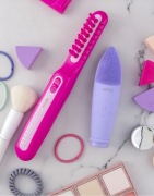 ELEKTRYCZNY GRZEBIEŃ DO ROZCZESYWANIA HOFFEN