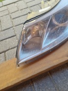 LAMPA LEWA PRZÓD SKODA OCTAVIA II LIFT 2009 ROK, UŻYWANA