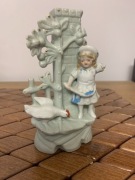 XIX wieczny wazonik.