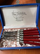 Stare noże do masła w pudełku 