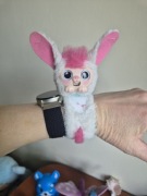 Interaktywna zabawka bransoletka Little LivePets Wrapples