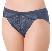 TRIUMPH - figi Captivating Essence Hipster 42
