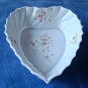 Stara mała paterka. Serce.