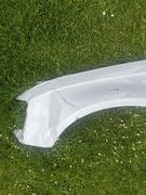 Błotnik lewy Audi A4 B8 Lift LY7F uszkodzony