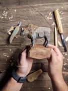 Żubr  figurka rzeźba w drewnie  Handmade prezent zwierzak las 