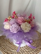 bukiet i świece. flower box