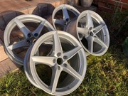 Oryginalne felgi Audi 18" A5 5x112 8.5 et29 8W0 s-line 8W0601025BG