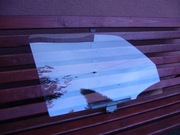 Szyba VW GOLF II 2 drzwi prawa biała