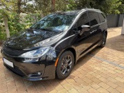 Chrysler Pacifica S