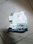 Audi A5 F5 zamek drzwi przód 8X2837015B