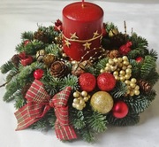 WIANEK NA STÓŁ WIGILIJNY stroik  świąteczny żywy fi25